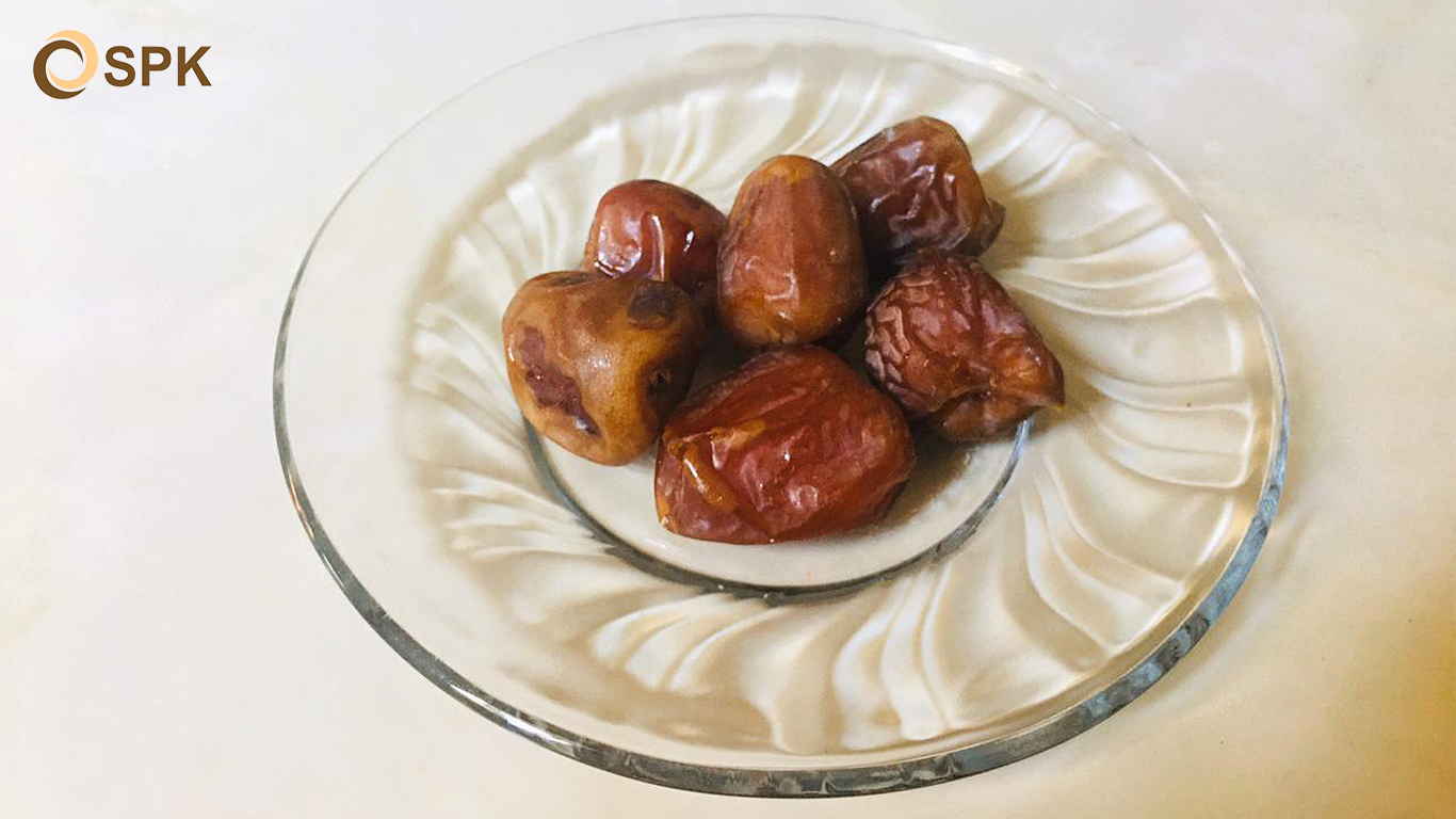 Variety of Dates in Indonesia in the Fasting Month