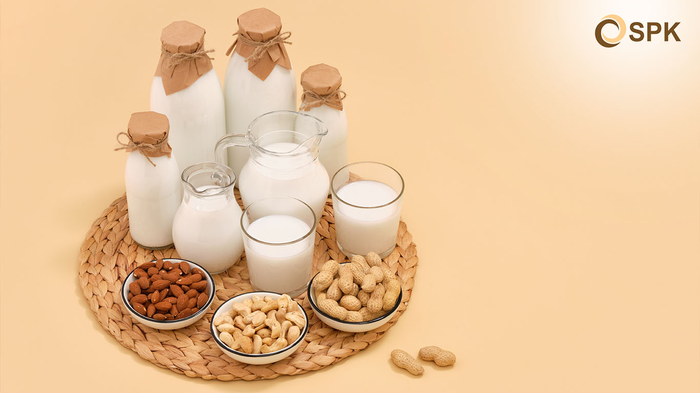 Popularitas plant-based milk semakin meningkat dalam beberapa waktu belakangan ini. Apakah yang membuat plant-based milk menarik di mata konsumen masa kini?